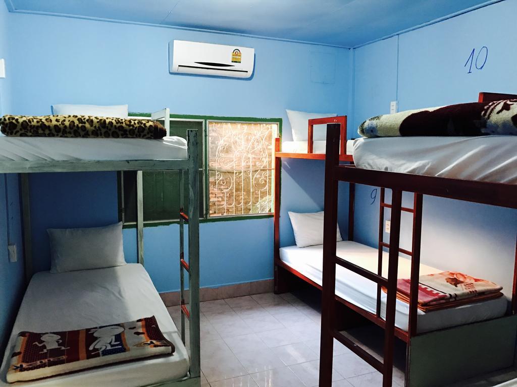 Real Vang Vieng Backpacker Hostel المظهر الخارجي الصورة