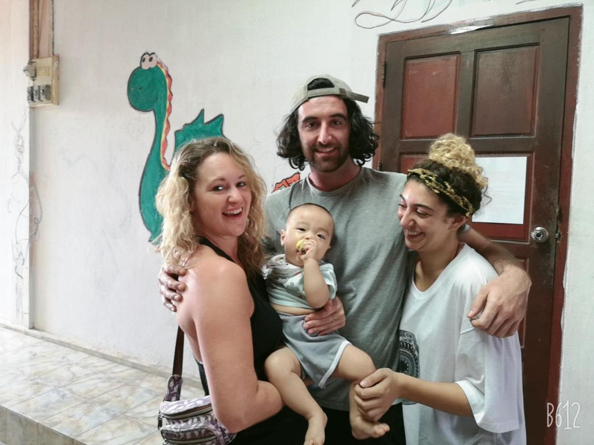 Real Vang Vieng Backpacker Hostel المظهر الخارجي الصورة
